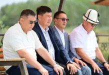 Камчыбек Ташиев посетил мемориал «Кекилик-Учар»