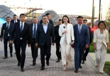 Садыр Жапаров открыл парк аттракционов «Евразия» в Бишкеке