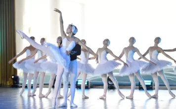 На берегу Иссык-Куля прошли «Вечера балета»