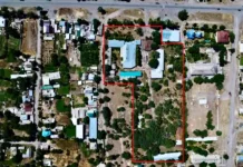 Экс-вице-премьер Кыргызстана вернул государству швейную фабрику в Чалдыбаре