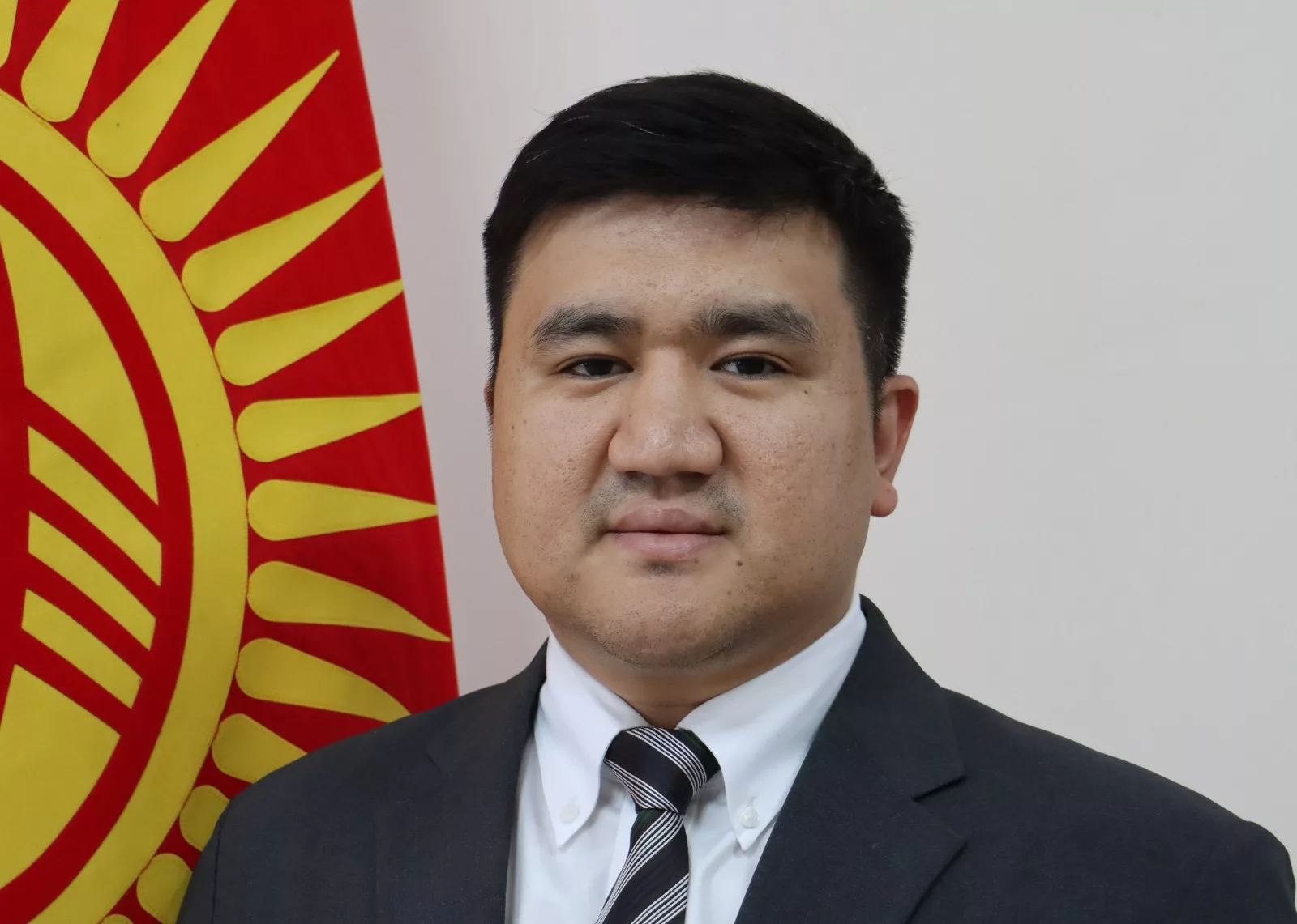 Bez nazvaniya 4 2 Медербек Туманов экономика министринин орун басары болуп дайындалды
