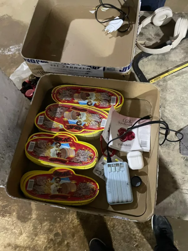 Bez nazvaniya 4 в подпольном цеху в кара-суу изготавливали контрафактные соки и квас