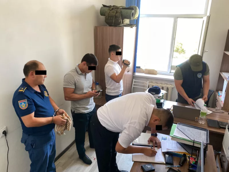 Bez nazvaniya 9 гкнб задержал начальника отдела мчс за коррупцию