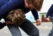 В Джалал-Абаде подростки забили до смерти 16-летнего школьника