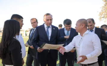 Тажикстан Республикасынын делегациясы Бишкектеги Royal Central Park менен таанышты