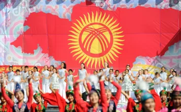 Звезды кыргызской эстрады выступят на концерте в честь Дня независимости в Бишкеке