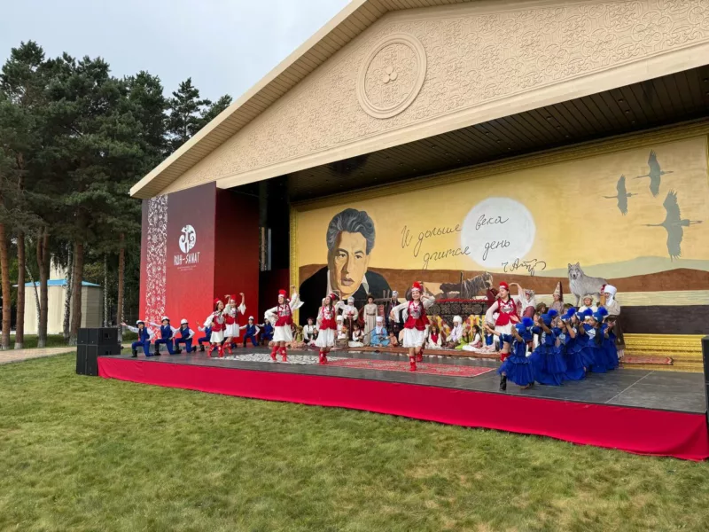 Photo 2025 08 01 12 12 15 2 на иссык-куле стартовал всемирный фестиваль традиционной культуры и музыки "рух-санат"