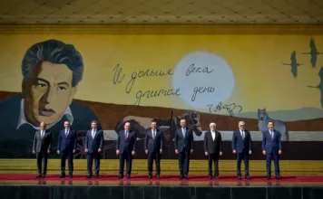 Садыр Жапаров ЕАЭБ өлкөлөрүнүн өкмөт башчыларын жана ЕЭК Коллегиясынын төрагасын кабыл алды