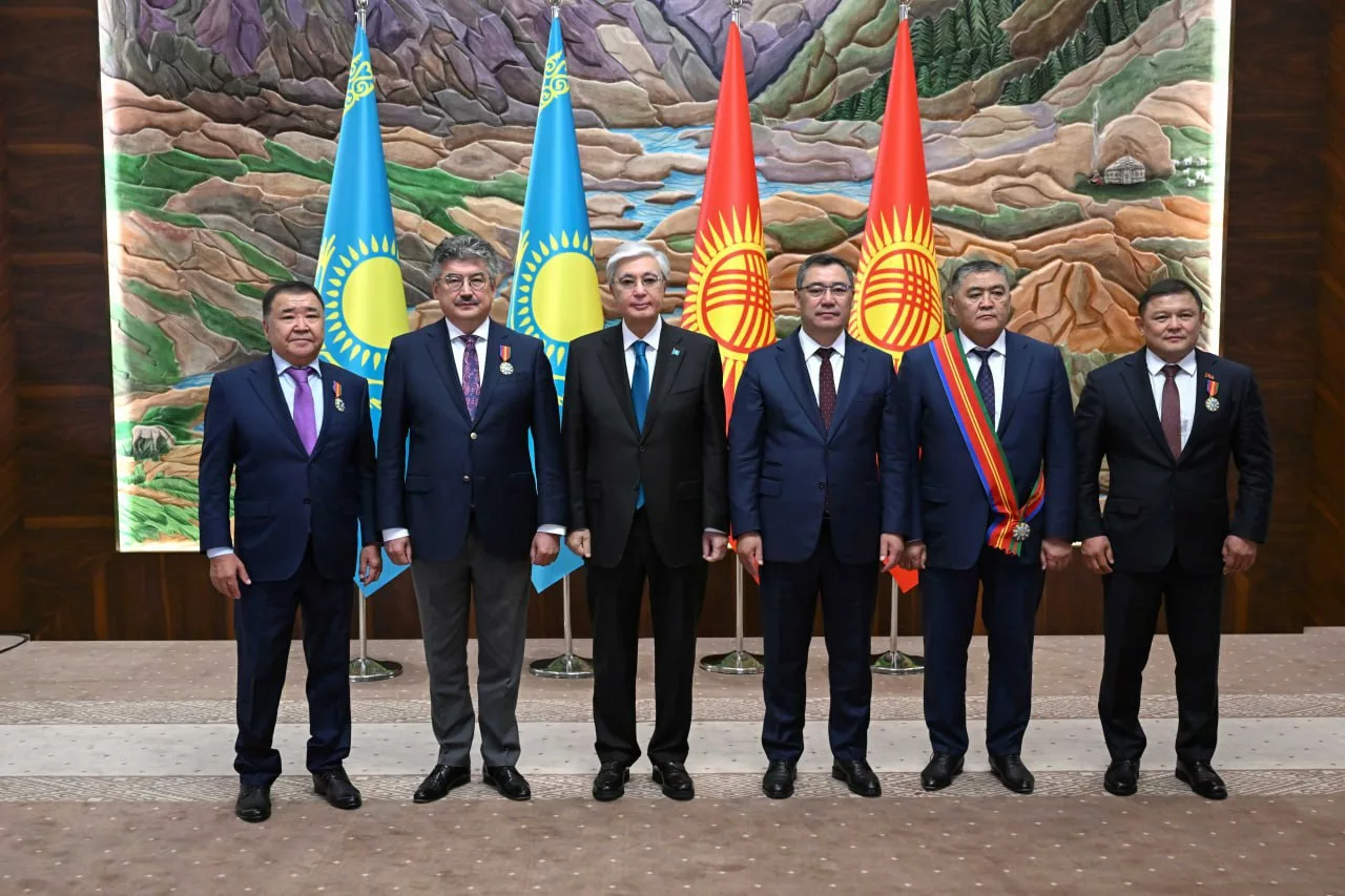photo 2025 08 22 16 31 28 Токаев наградил Ташиева и еще нескольких государственных и общественных деятелей Кыргызстана