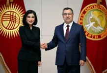 Жапаров Өзбекстан президентинин аппарат жетекчиси Саида Мирзиёеваны кабыл алды