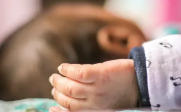 В Кыргызстане от ВИЧ умерло 139 детей