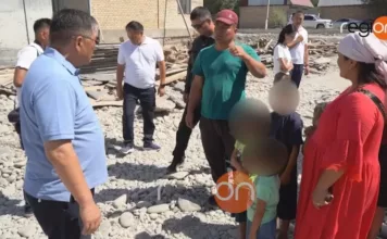 Мать девятерых детей попросила Камчыбека Ташиева обеспечить их жильём