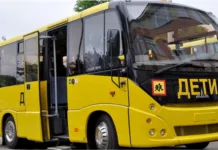 Запустить в Бишкеке школьные автобусы предложил депутат горкенеша