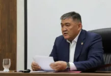 ГКНБ показал, как задерживали пограничников, налоговиков и работников Минтранса и фитосанитарной службы во время совещания с Ташиевым