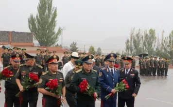 «Ата-Бейитте» баатырлардын элеси эскерилди: Чек ара жаңжалына 3 жыл