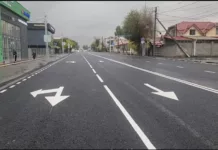 Бишкекте Ахунбаев көчөсүнүн бир бөлүгү ачылды