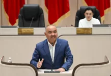 Спикер ЖК: В решение о самороспуске не вмешивались ни президент, ни кабмин