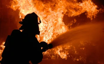 «Алкан» базарынан чыккан өрт өчүрүлдү. Жабыркагандар жок