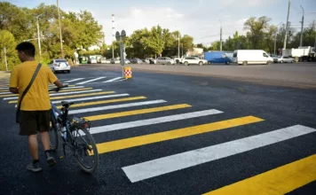 Улица Курманджан Датки в Бишкеке полностью открыта — от проспекта Жибек Жолу до проспекта Чуй