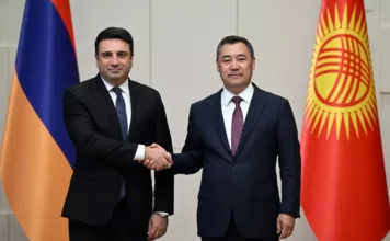 Садыр Жапаров принял председателя Нацсобрания Армении Алена Симоняна в Бишкеке