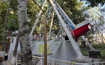 Гибель девушки в парке Оша. Оператора аттракциона задержали