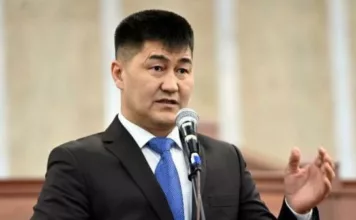 ЖКнын мурдагы депутаты Шайлообек Атазовдун үйүндө тинтүү жүргүзүлдү