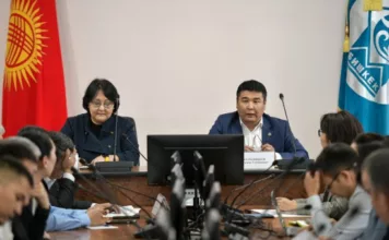 В мэрии Бишкека обсудили вопросы улучшения качества воздуха