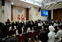 Президент: Кыргызстандын билим берүү системасы эл аралык талаптарга ылайык жаңыртылууда