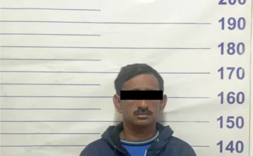 Бишкекчанка пожаловалась в соцсетях, что в автобусе иностранец трогал её дочерей — сегодня он был доставлен в милицию