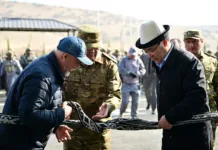 Садыр Жапаров открыл учебно-тренировочный центр ГКНБ в Джалал-Абадской области