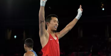 Мунарбек Сейитбек уулу вышел в финал Кубка мира по боксу Главная