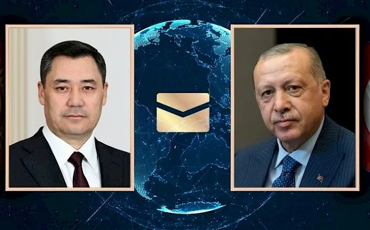 Садыр Жапаров Режеп Тайып Эрдоганга аскер учагы кулашына байланыштуу көңүл айтты