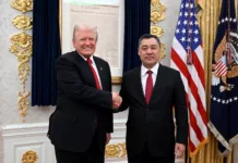 Садыр Жапаров провел переговоры с Дональдом Трампом