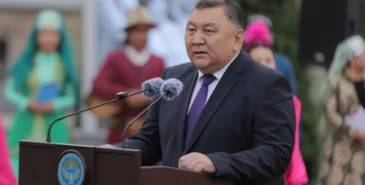 Госсекретарь поздравил кыргызстанцев с Днями истории и памяти предков Главная