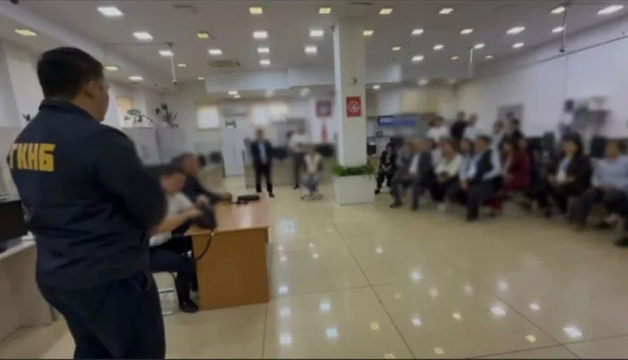 3705033.684b9161736f6bcba3378e68b03c4f6b