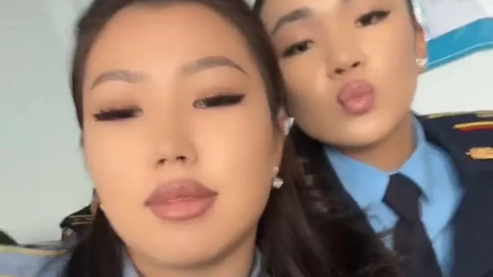 3753537.0e4e4965ae91aa0a1f0ad99c0cb763b9 В МВД проводят проверку из-за видео, где курсантки Академии МВД подпевают блатной песне