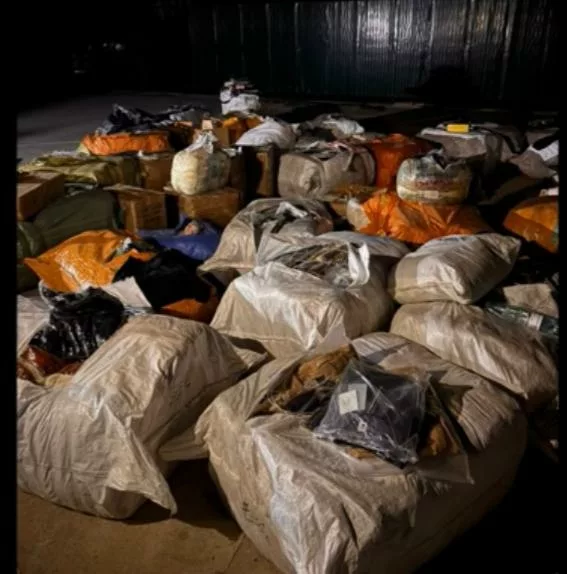 408123 29 млн сомдук товар. Баткенде аткезчилик каналын уюштурган 12 адам кармалды