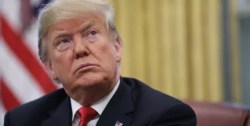 На любую страну, которая сотрудничает с Россией, будут наложены санкции — Трамп Главная