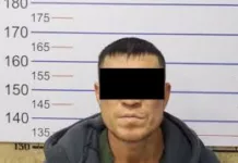 В Бишкеке мужчина напал на 81-летнего пенсионера, украл у него трость и ходунок