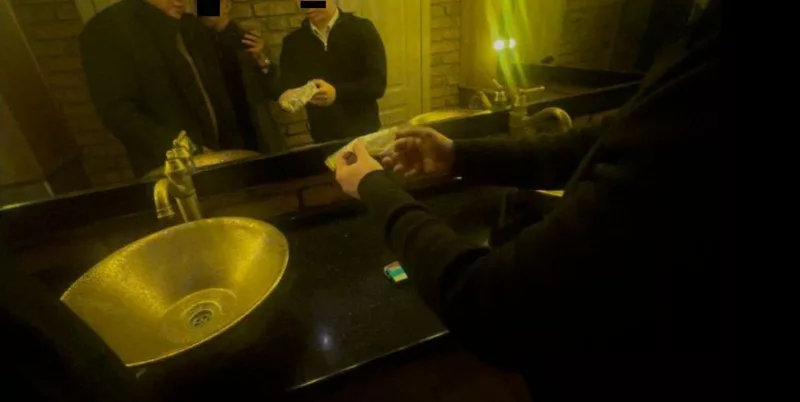 Photo 2025 11 13 12 26 48 2 в бишкеке под видом караоке-бара работал секс-притон для иностранцев