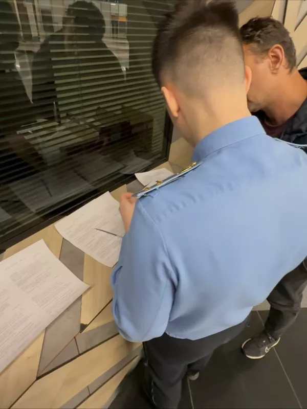 Photo 2025 11 19 12 28 05 2 рэпера bakr из кыргызстана не пустили в россию