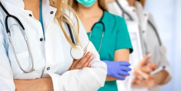 Кийинки жылдын апрелинен тарта дарыгерлердин маянасы 50 пайызга көтөрүлөт Главная