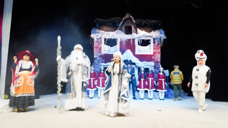 133275d4 1903 44f7 966c 67d7cd07935c состоялся новогодний праздник для детей с участием главы таласской области эрматa джумаева