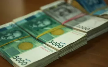 Кандидаты в депутаты «официально» потратили на выборы 1,7 млрд сомов