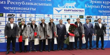 Камчыбек Ташиев вручил спортсменам ключи от квартир Главная