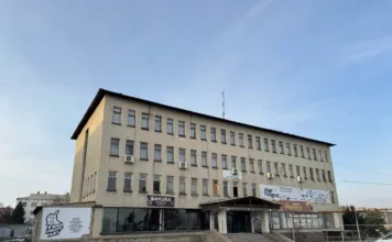 ГКНБ вернул в собственность государства здание быткомбината «Асем» в Караколе