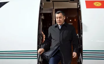 Садыр Жапаров прибыл с рабочим визитом в Японию