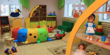 Сасык тумоодон улам бир катар бала бакчалар жабылып, 5 мектеп онлайн окууга өттү Главная