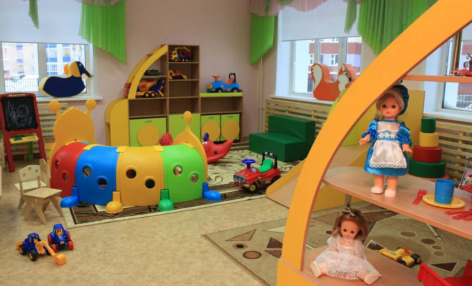 703484.c3afaa861e44.2e16d0ba.format webp.fill 1668x1014 1 Сасык тумоодон улам бир катар бала бакчалар жабылып, 5 мектеп онлайн окууга өттү