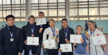 Юные кыргызстанцы завоевали золото и серебро на соревнованиях в Казахстане Главная